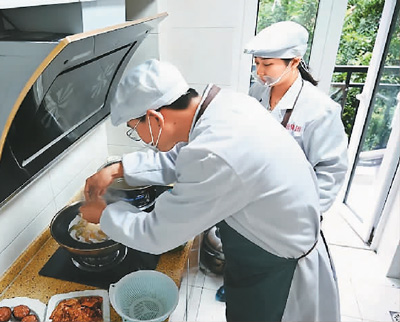 上门服务，个性消费新选择-派特超人-宠物