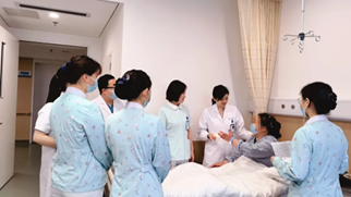 叙事护理帮助患者舒缓紧张情绪 助其完成白内障手术-派特超人-宠物